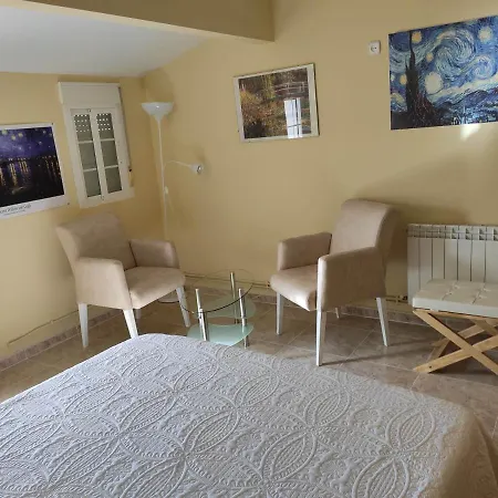 Holiday home La Relojera 2 *